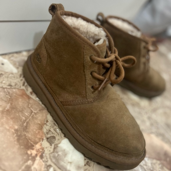 Ugg Neumel boots - Picture 1 of 4